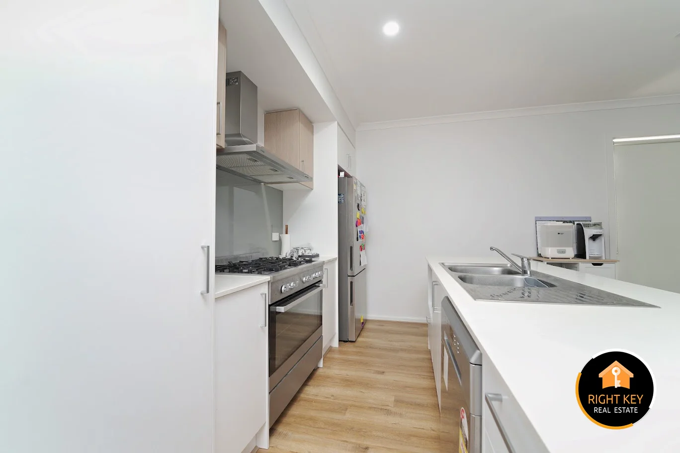 Additional image 14 of 4 Eastcastle Drive, Fraser Rise VIC 3336