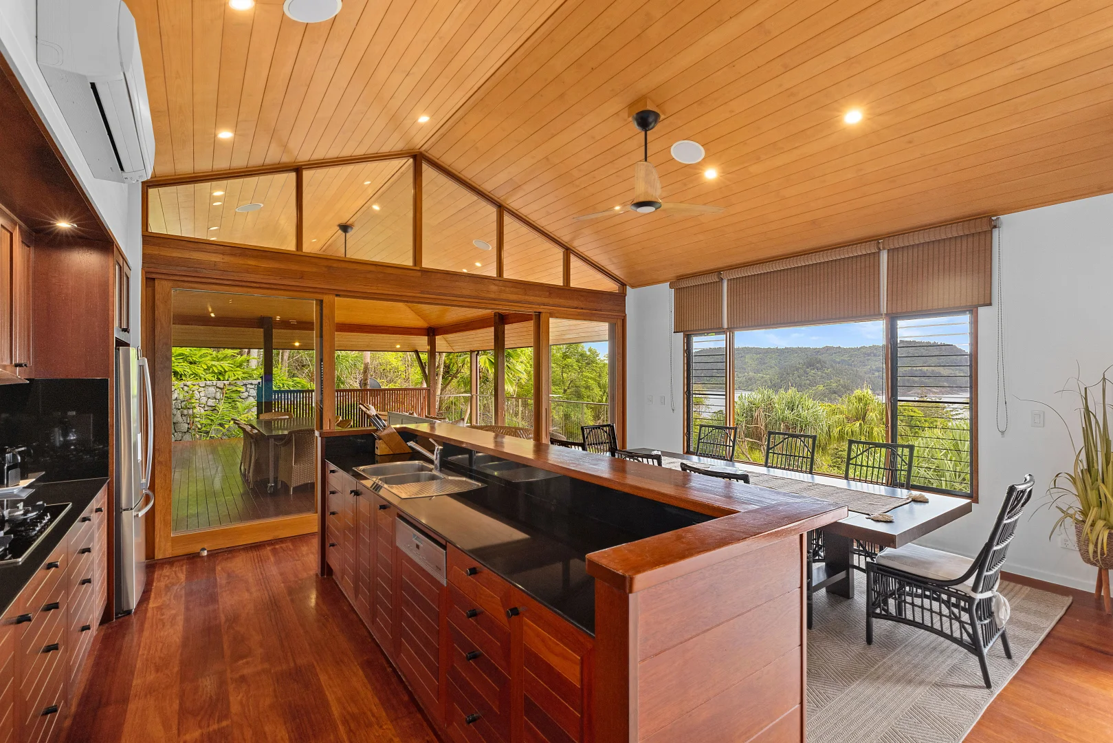 Additional image 11 of Iluka 6 Whitsunday Boulevard, Hamilton Island QLD 4803