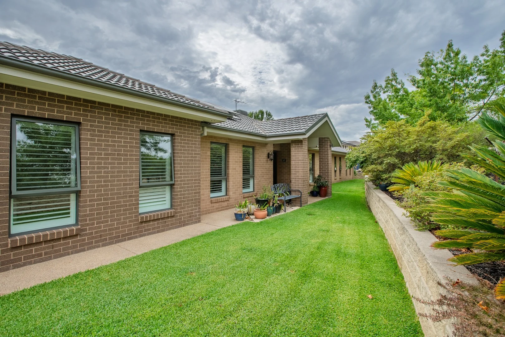 17 Mulberry Court, Lavington NSW 2641