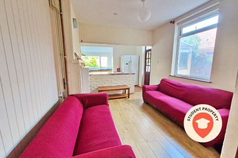 Longmead Avenue, Bristol, Somerset BS7