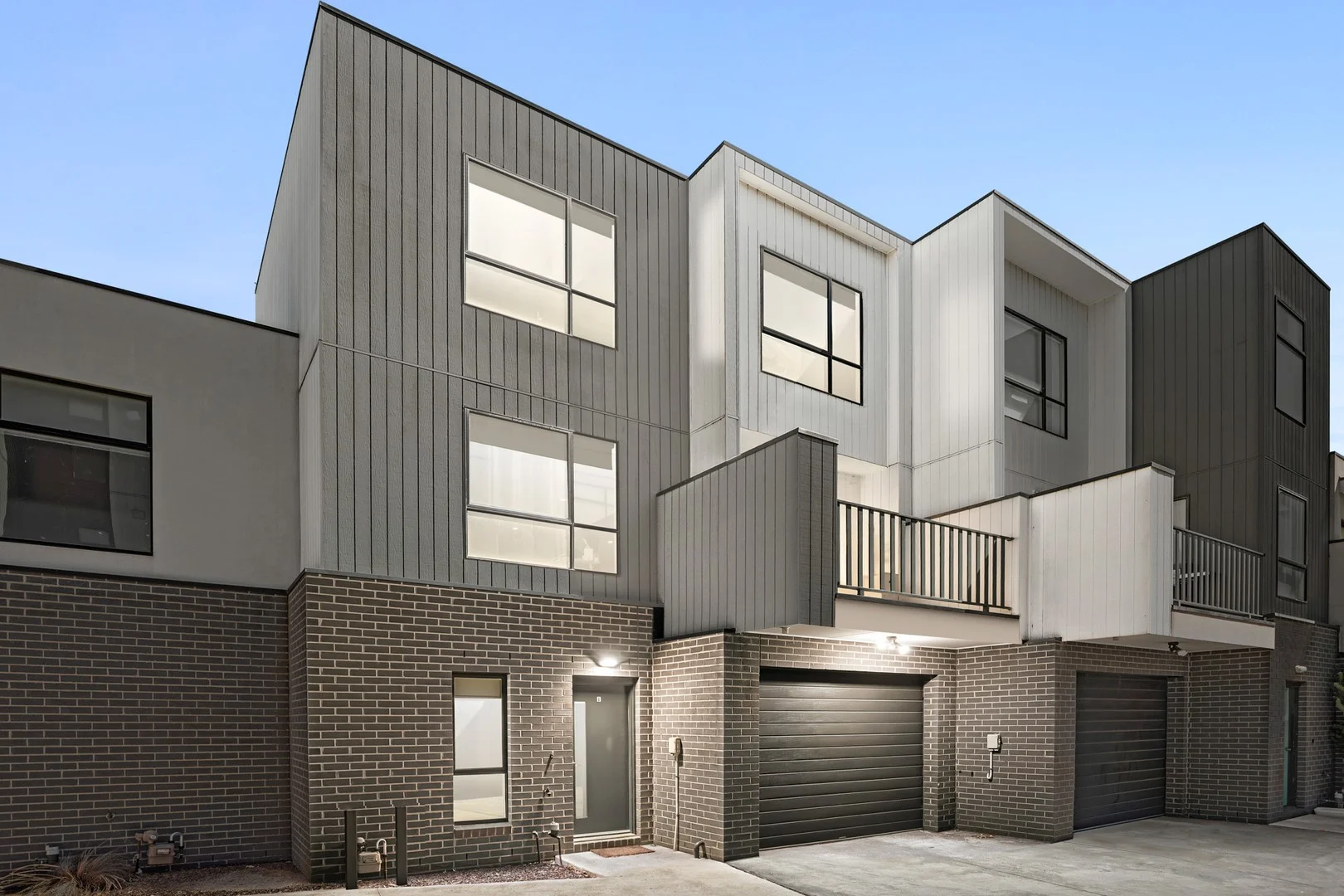 4/3 Malachite Drive, Tarneit VIC 3029