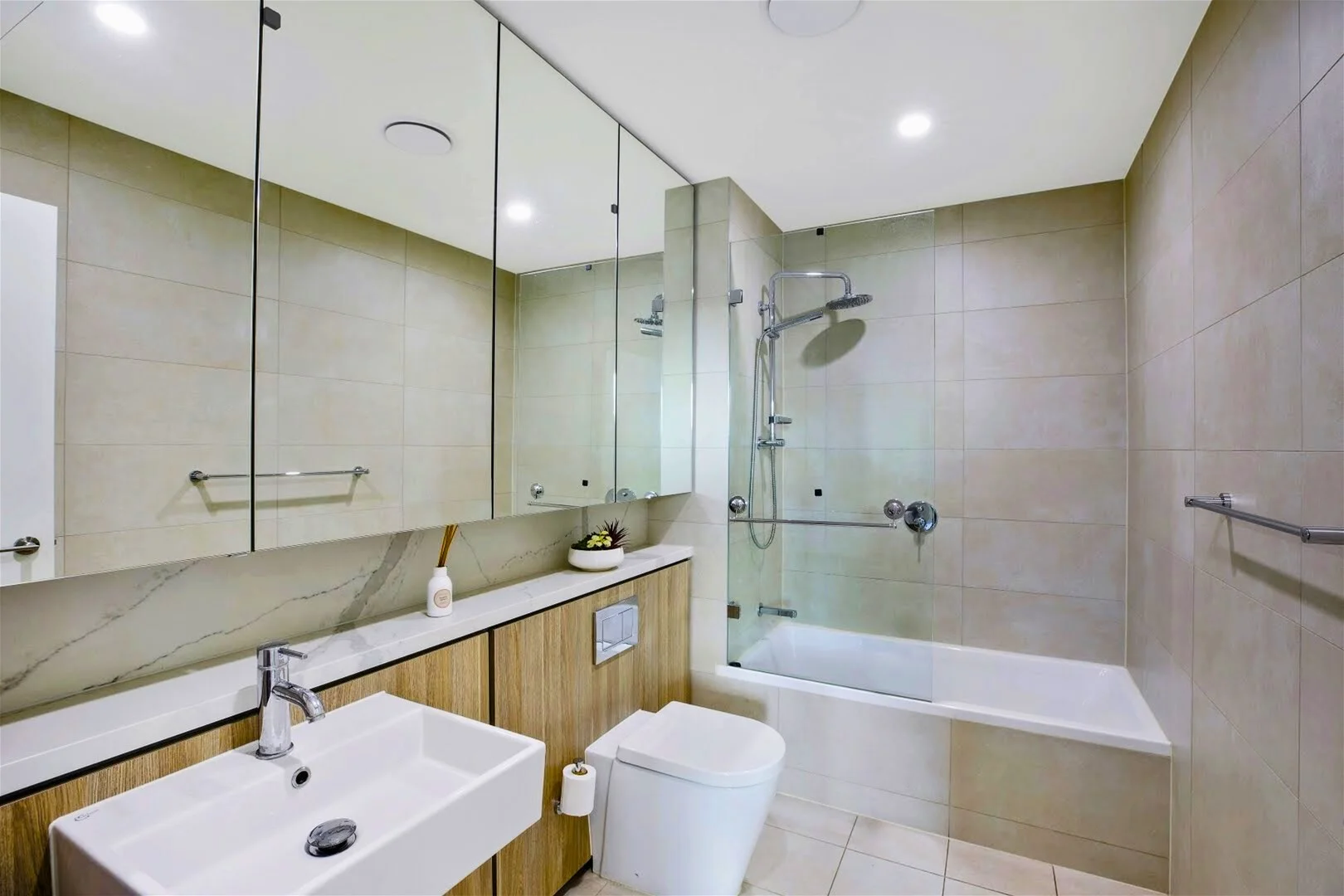 Additional image 9 of 201/49 The Esplanade, Ettalong Beach NSW 2257