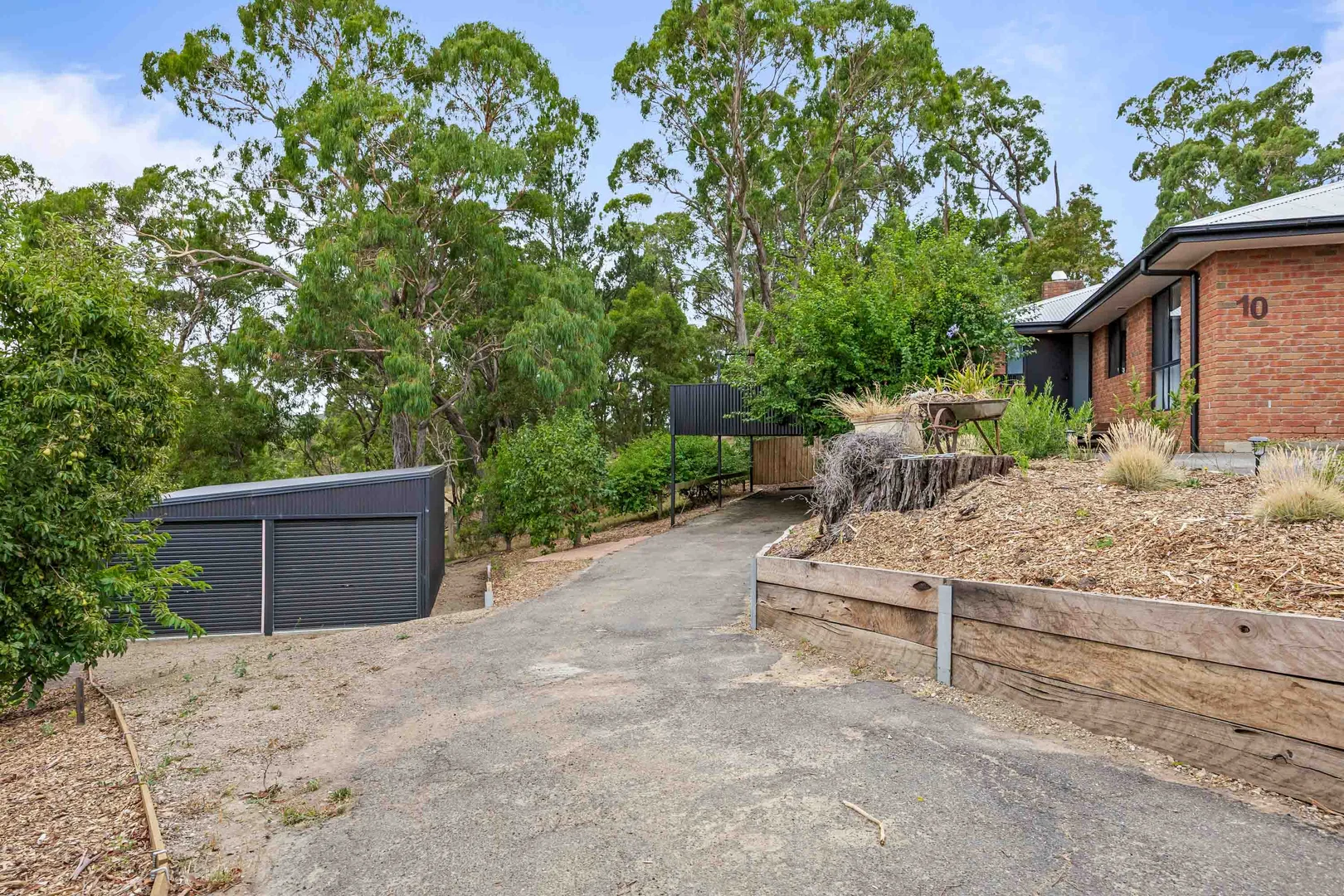 Additional image 30 of 10 Summit Crescent, Brown Hill VIC 3350