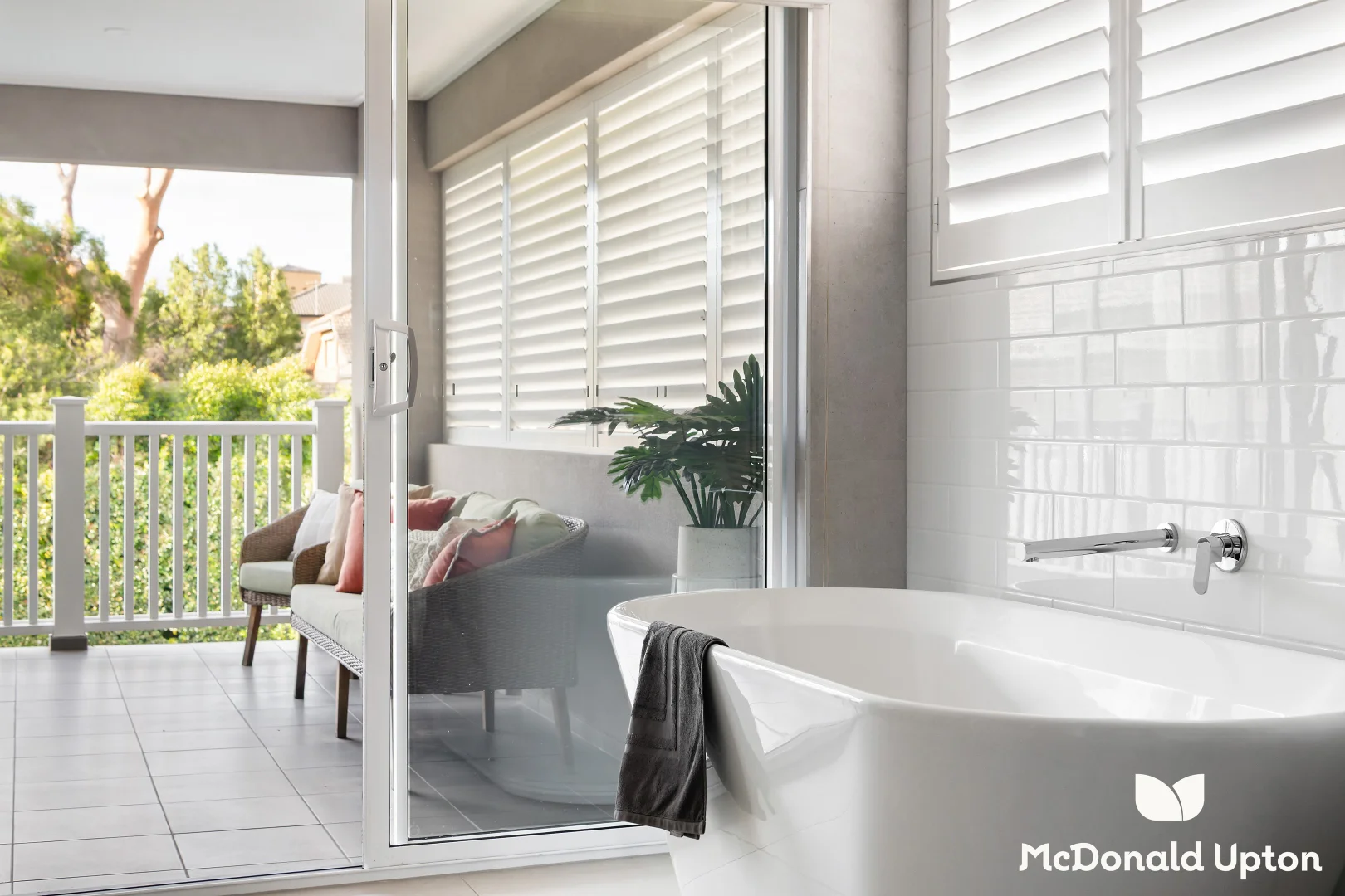 Additional image 24 of 122 Woodland Street, Strathmore VIC 3041