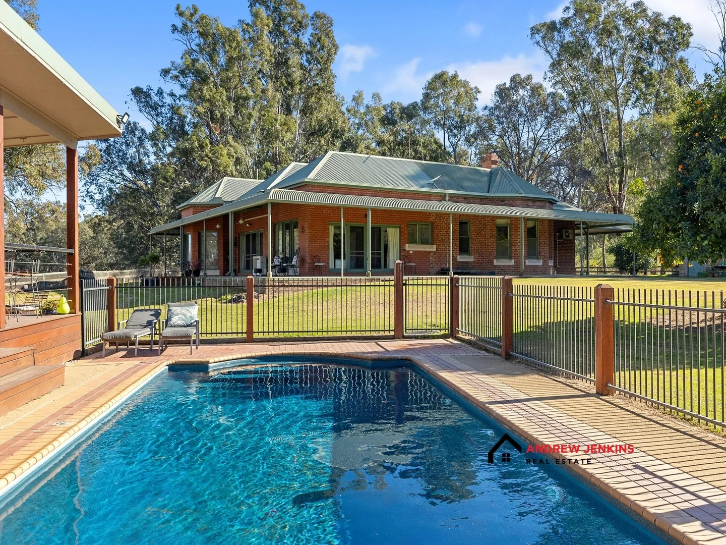 337 Lower River Rd, Tocumwal NSW 2714