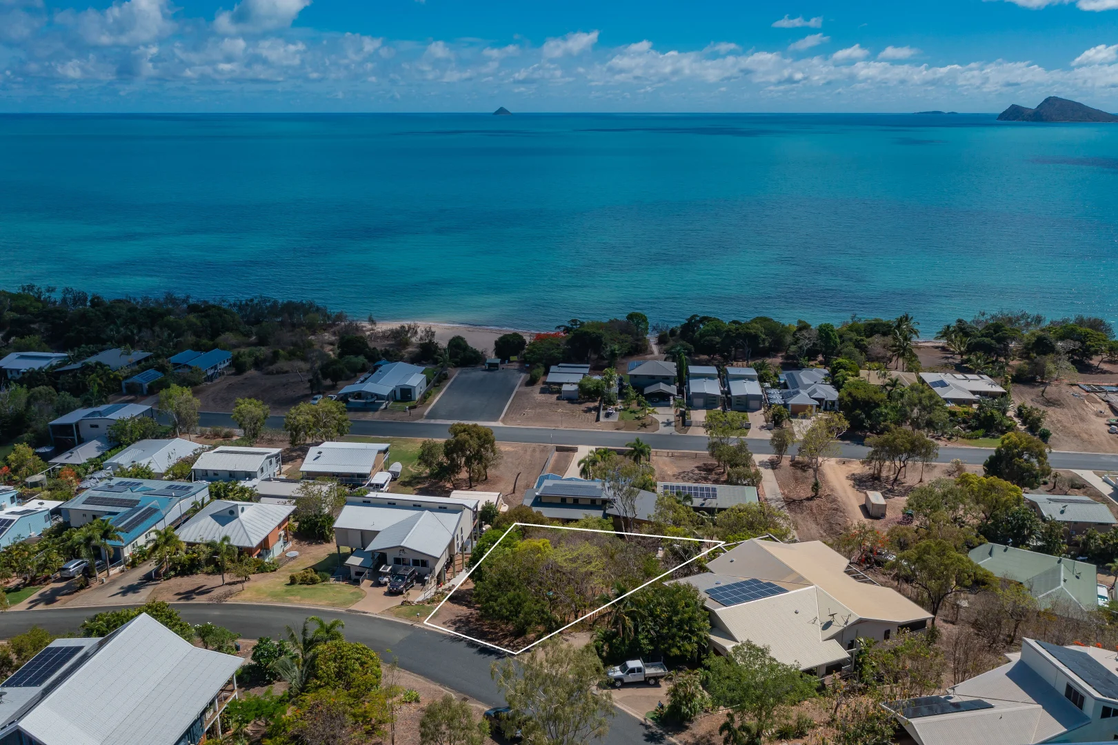 Additional image 5 of 19 Roseric Crescent, Hideaway Bay QLD 4800