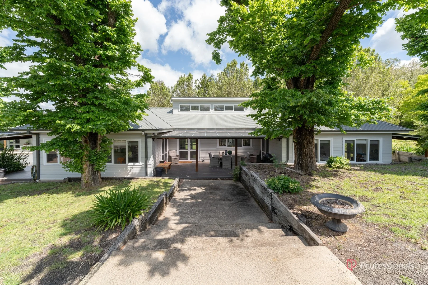 17 Moore Park Lane, Armidale NSW 2350