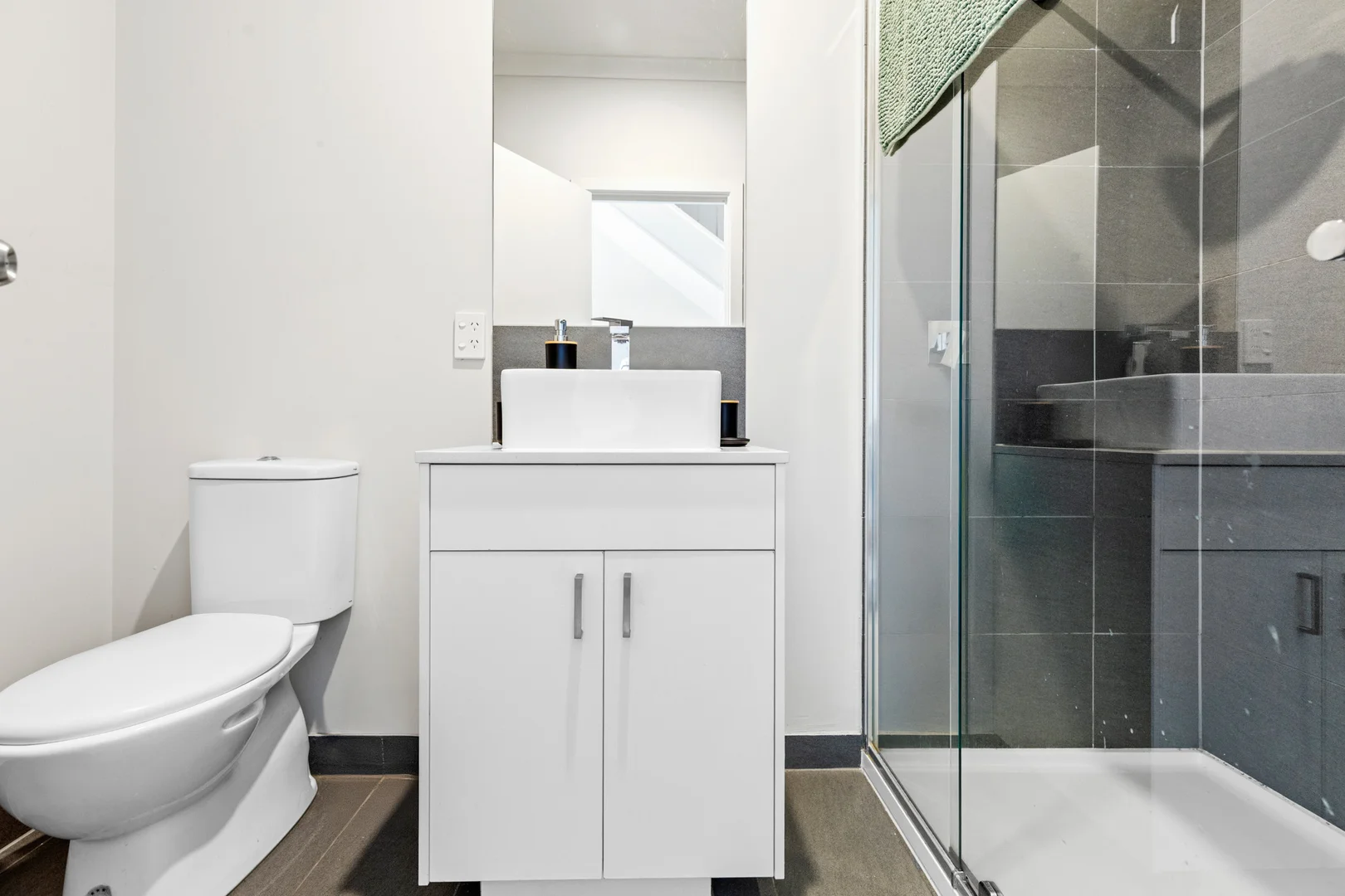 Additional image 5 of 4/3 Malachite Drive, Tarneit VIC 3029