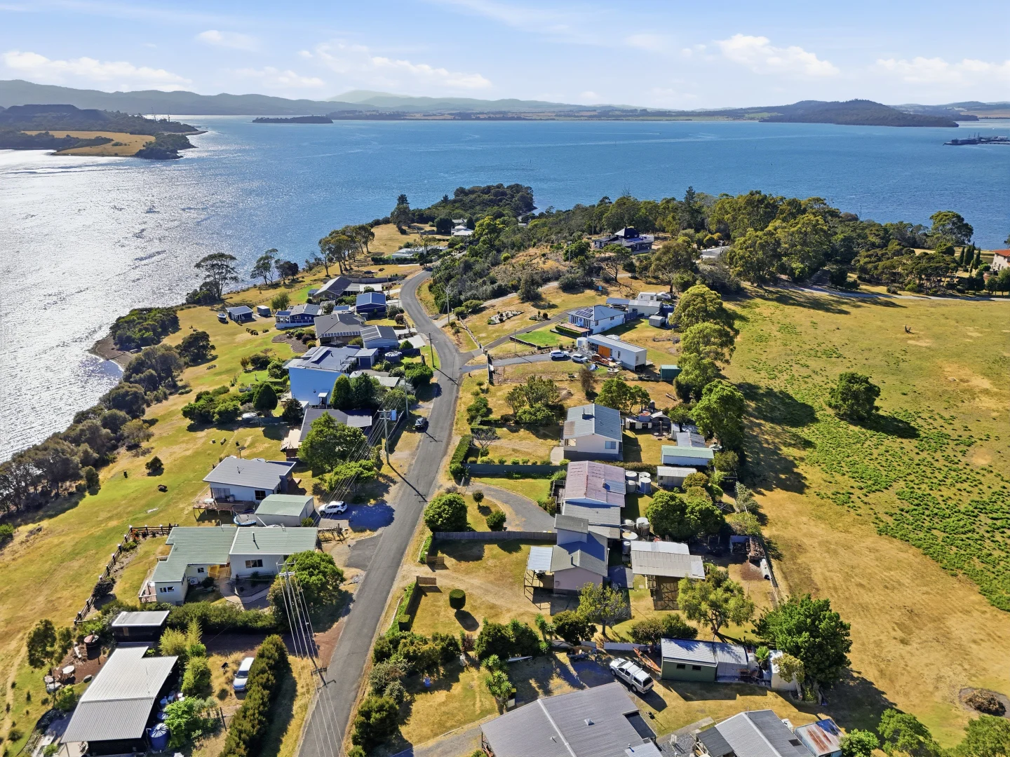 Additional image 18 of 140 Sunset Boulevard, Clarence Point TAS 7270