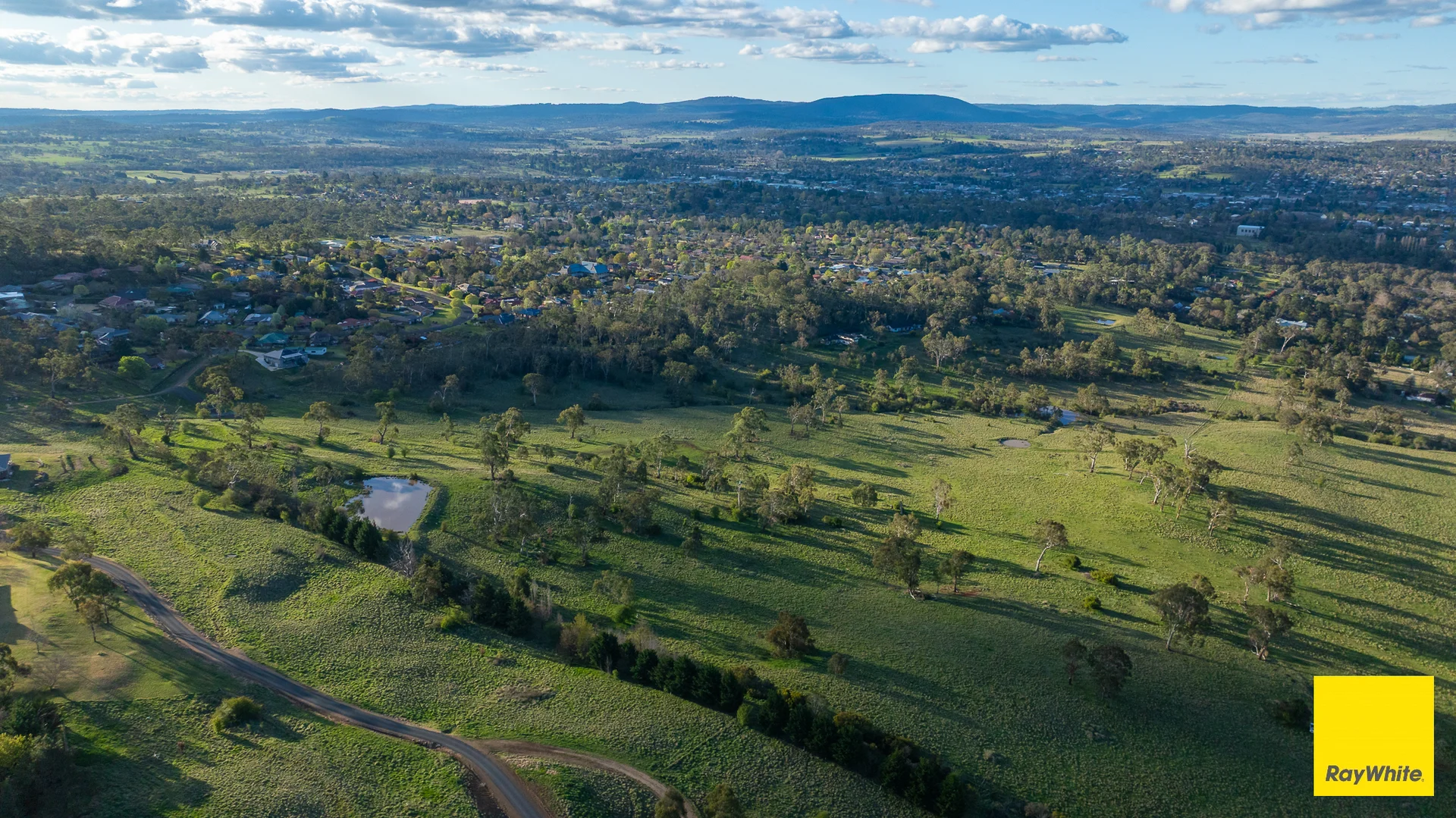 Additional image 16 of 15 Karina Close, Armidale NSW 2350