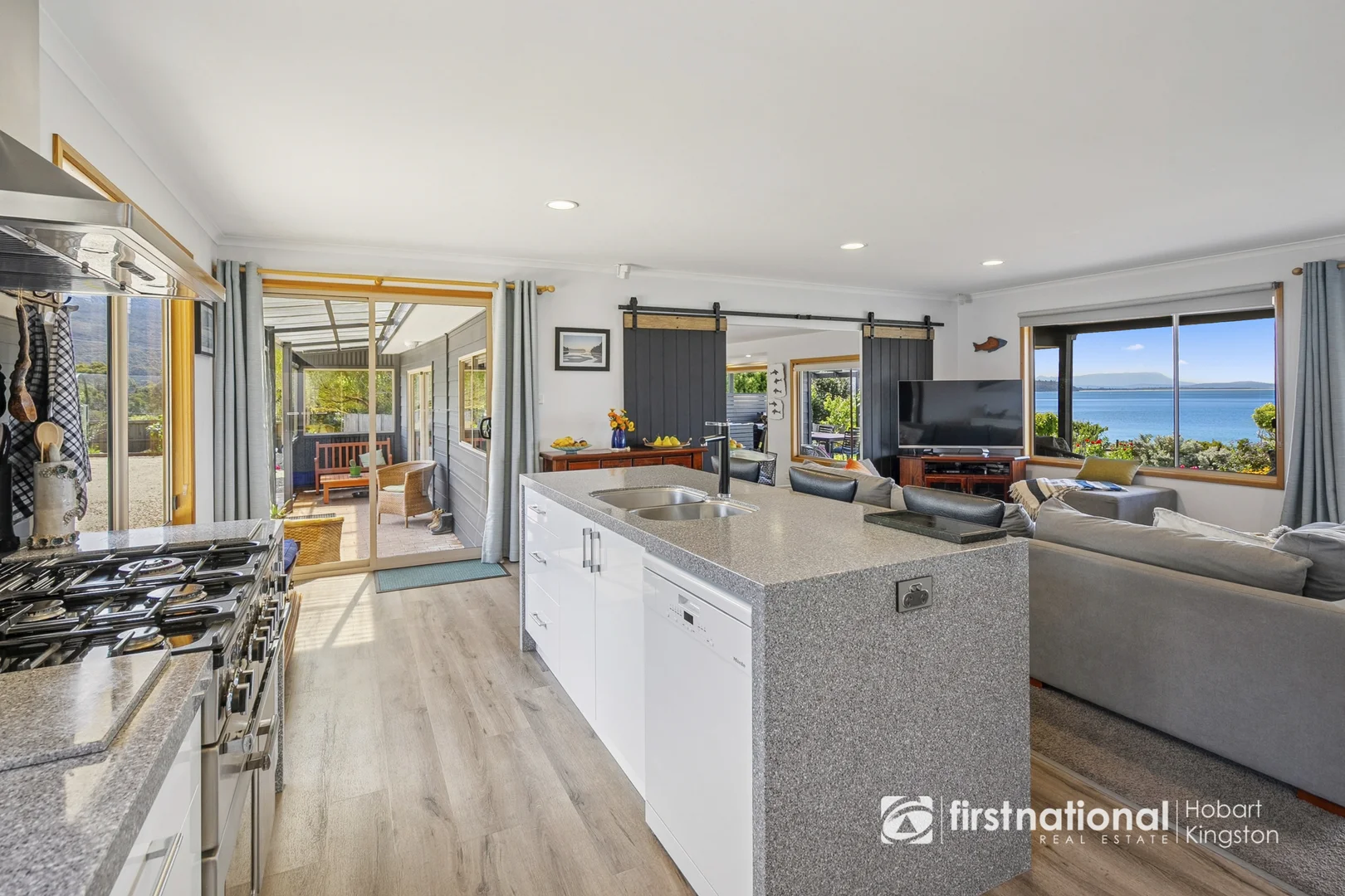 Additional image 17 of 3 Seaview Road, Adventure Bay TAS 7150