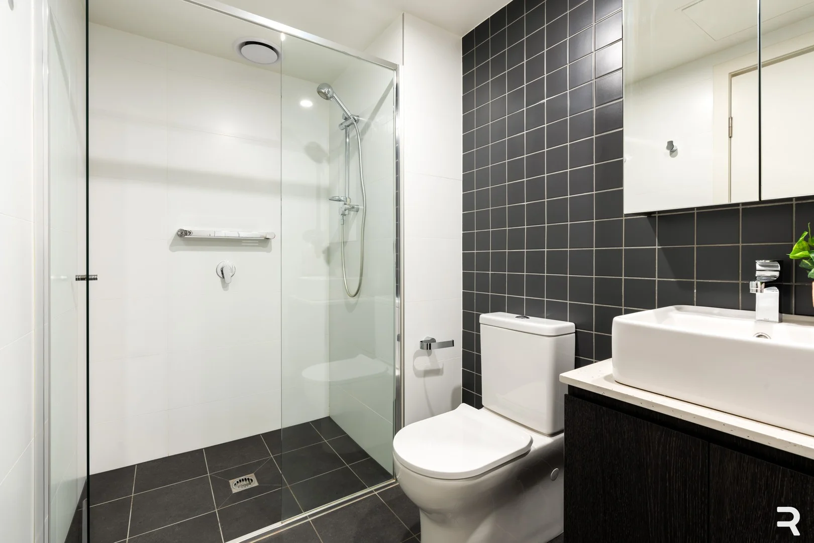 Additional image 11 of 29/2 Torrens Street, Braddon ACT 2612