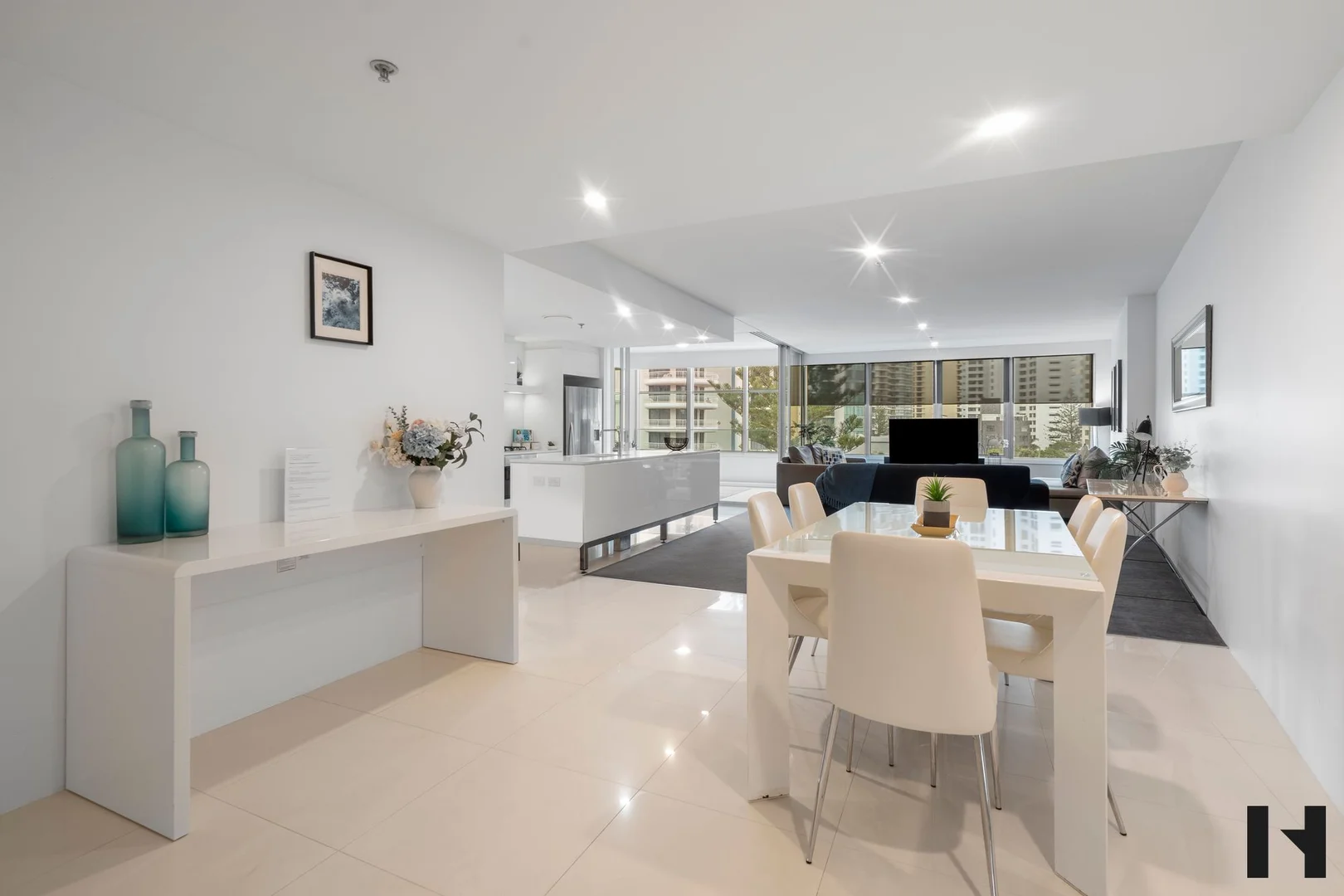 Additional image 4 of 401/9 Hamilton Avenue, Surfers Paradise QLD 4217