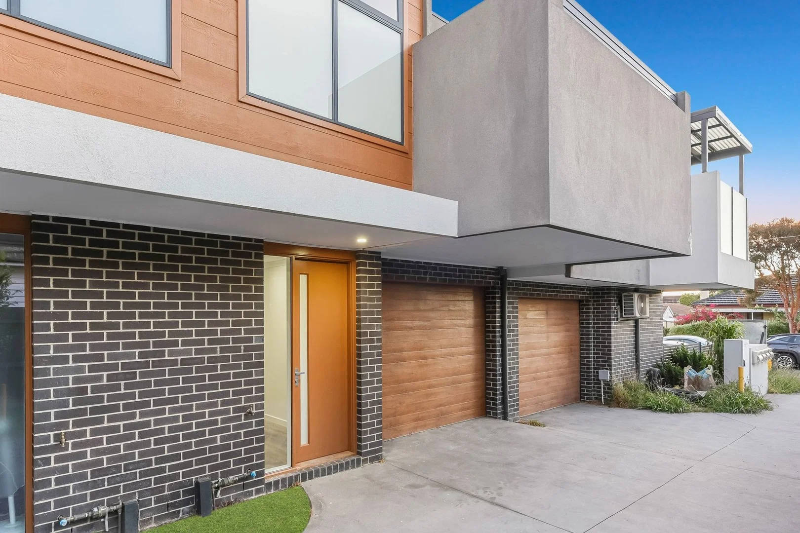 2/5 Masters Street, Dandenong VIC 3175