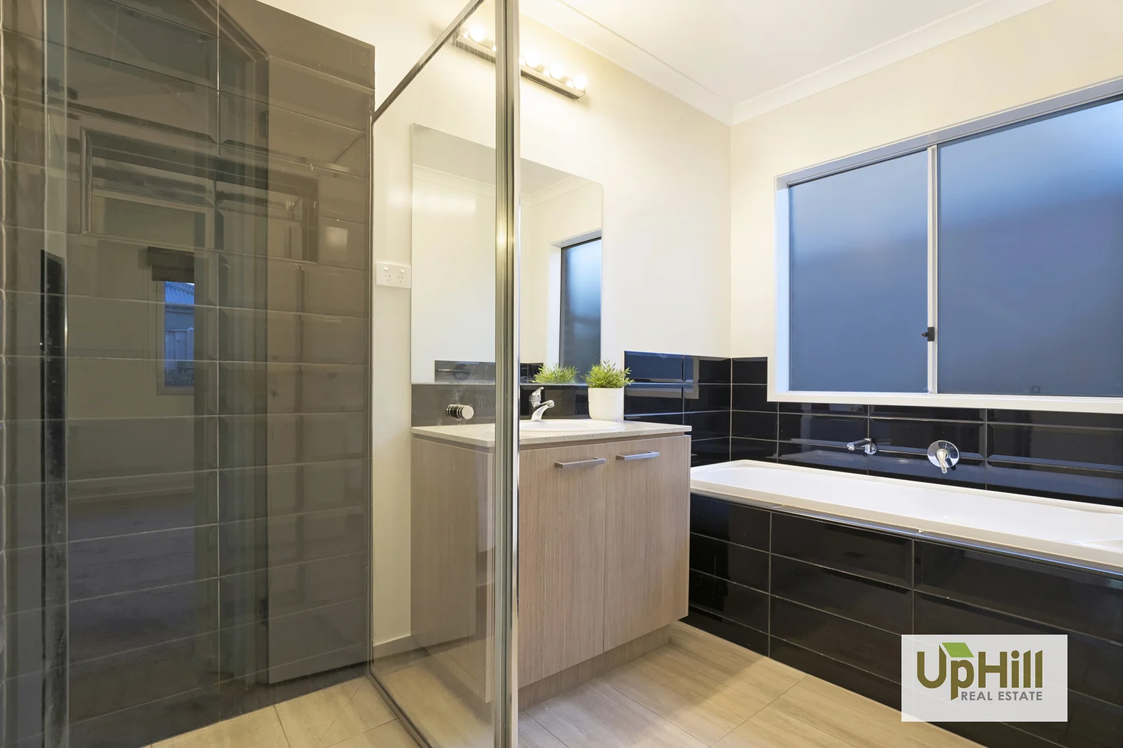 Additional image 16 of 10 Grande Belmond Avenue, Clyde VIC 3978