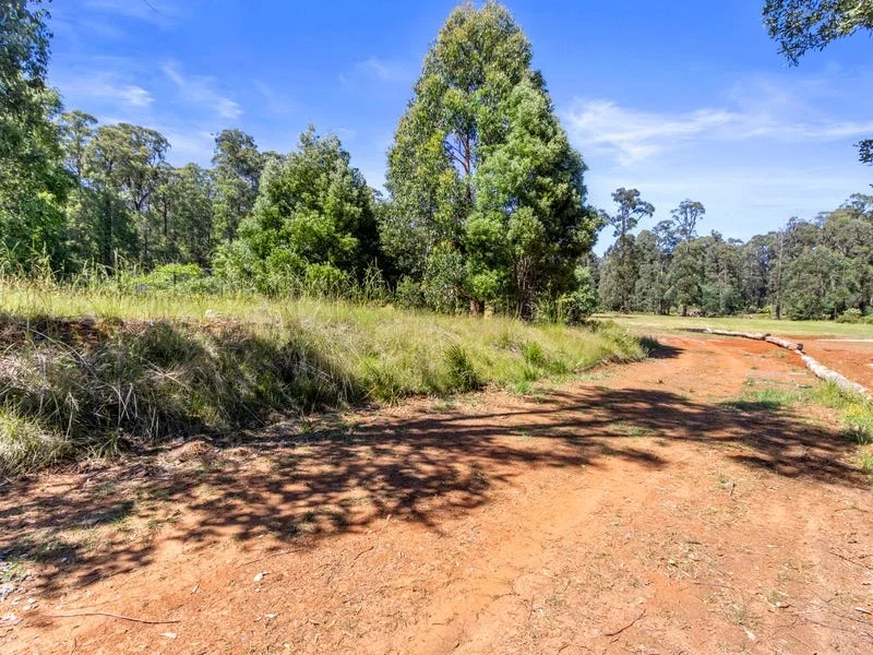 Additional image 2 of 38 Kings Road, Marysville VIC 3779