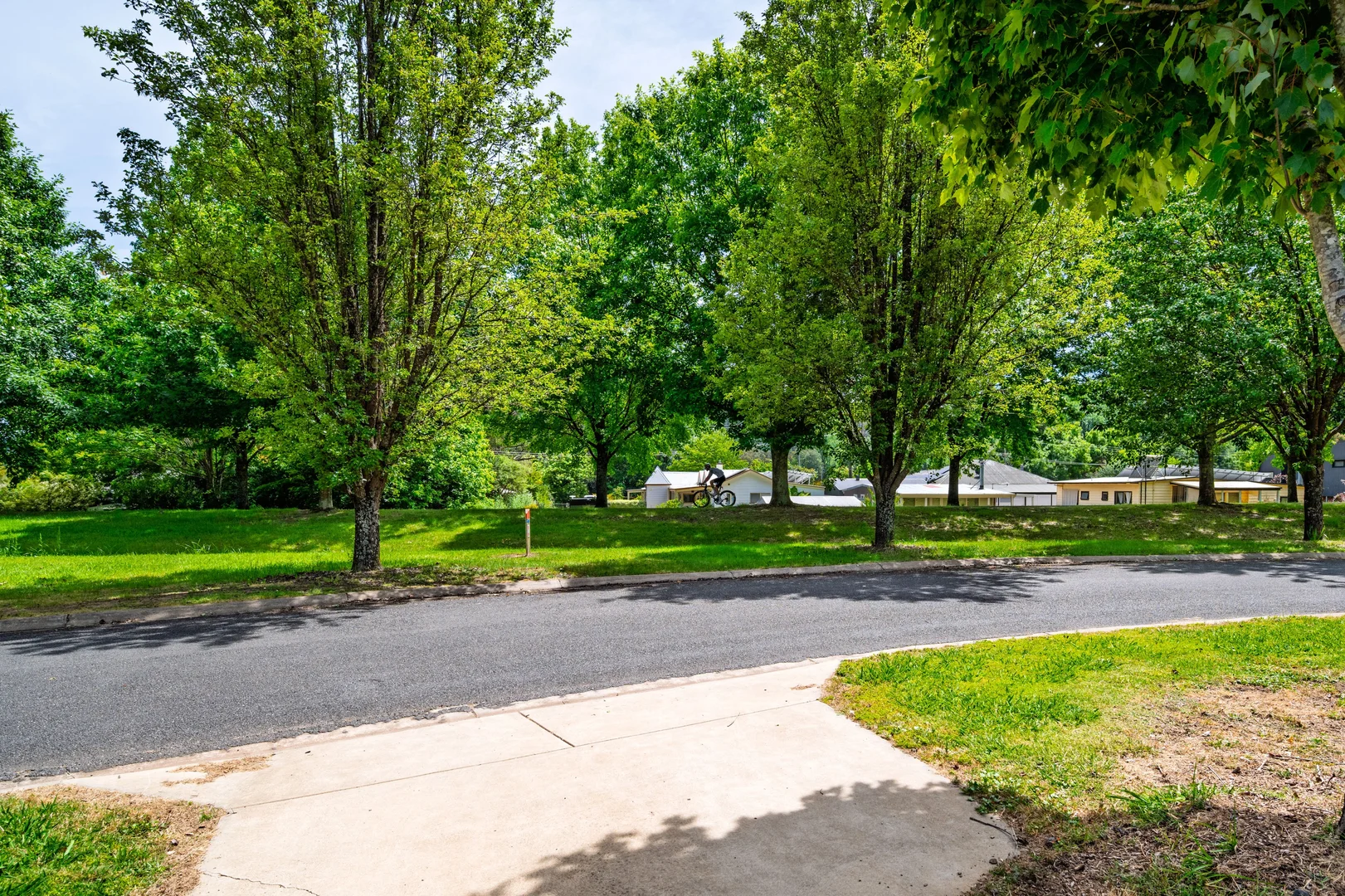 Additional image 24 of 3 The Track, Bright VIC 3741