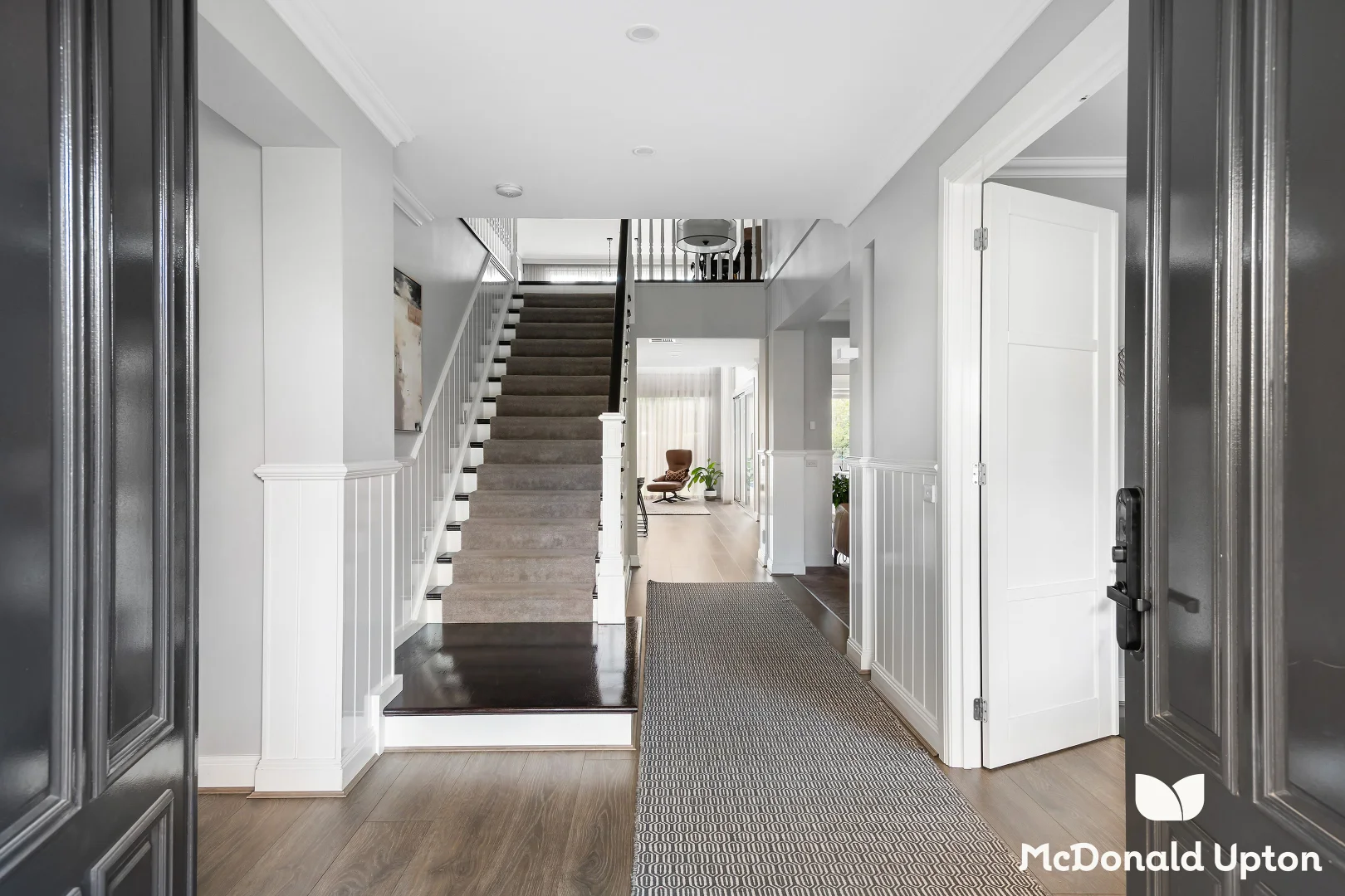 Additional image 3 of 122 Woodland Street, Strathmore VIC 3041