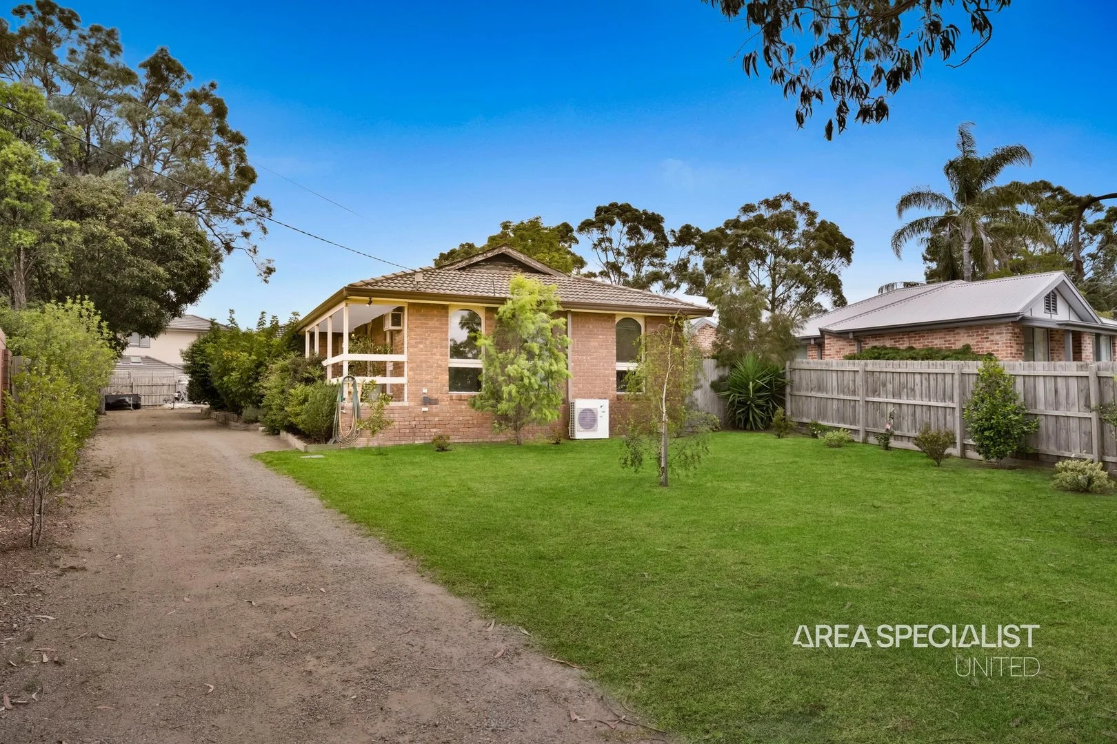 17 Slingsby Avenue, Beaconsfield VIC 3807