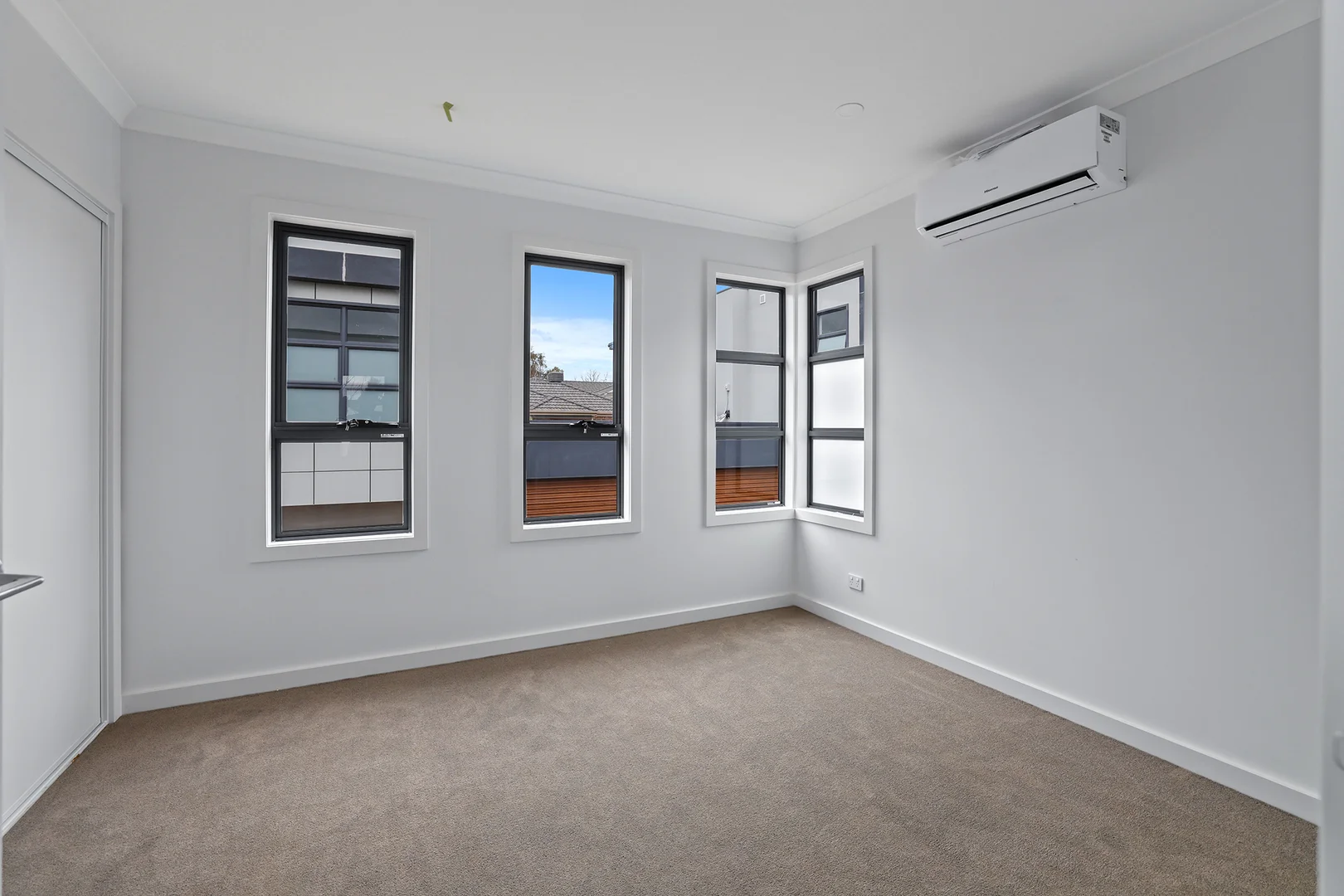 Additional image 7 of 7/10 Parkview Road, Drouin VIC 3818