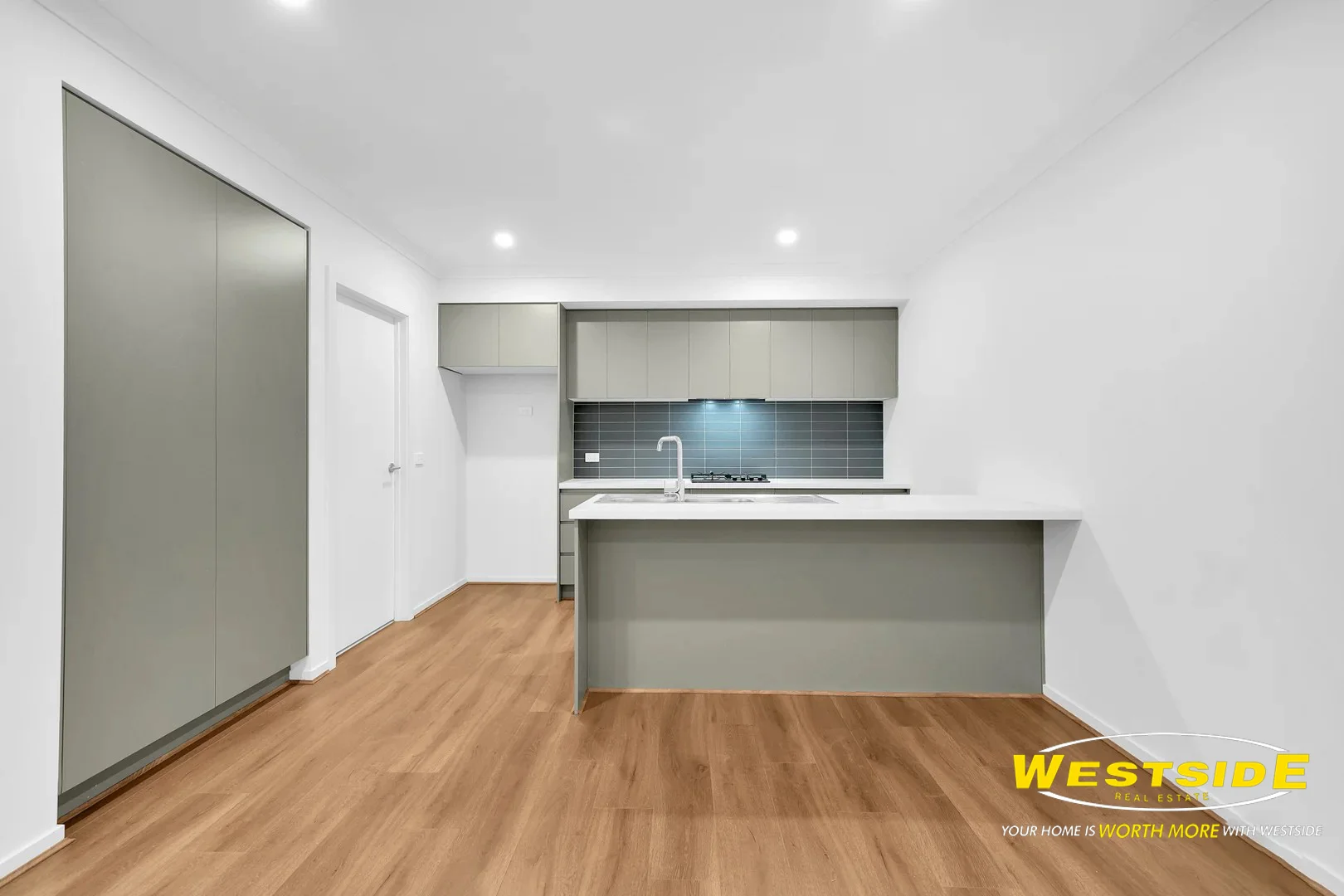 Additional image 5 of 4/3 Rosso Drive, Tarneit VIC 3029