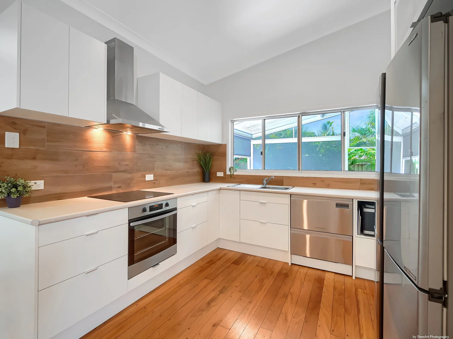 Additional image 11 of 2/196 Cypress Street, Urangan QLD 4655