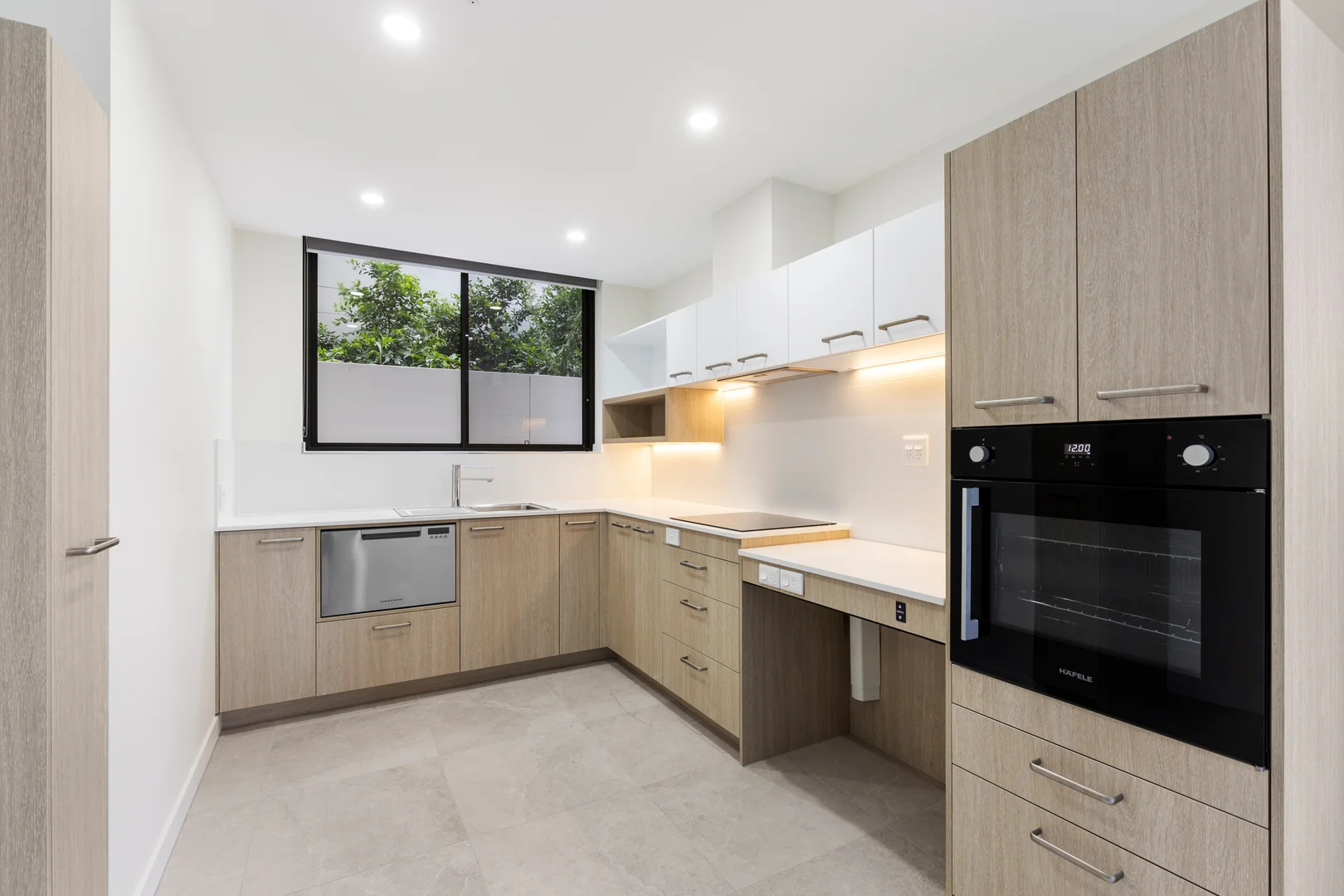 Additional image 16 of 21 Carl Street, Woolloongabba QLD 4102