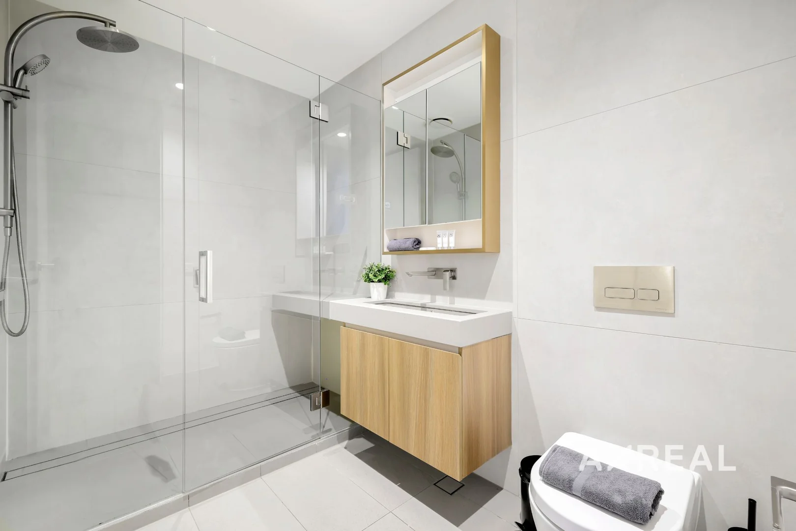 Additional image 7 of 1502/605 St Kilda Road, Melbourne VIC 3004