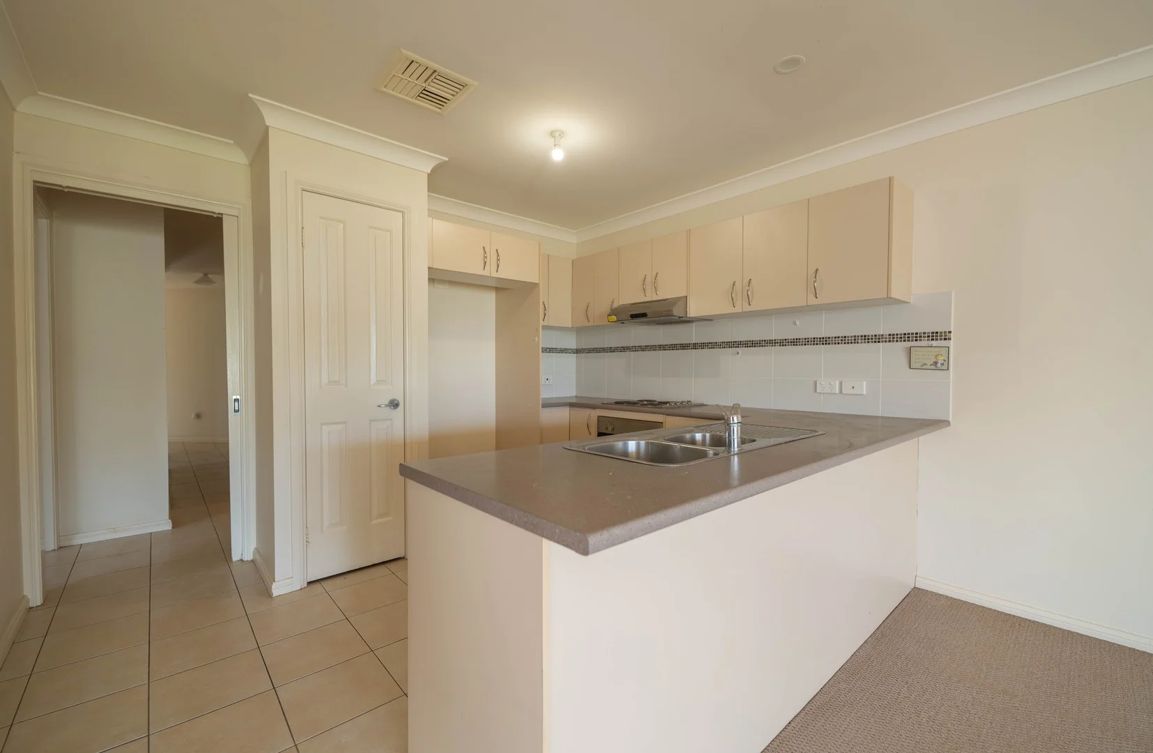 Additional image 2 of 2/4 Parkes Street, Forbes NSW 2871