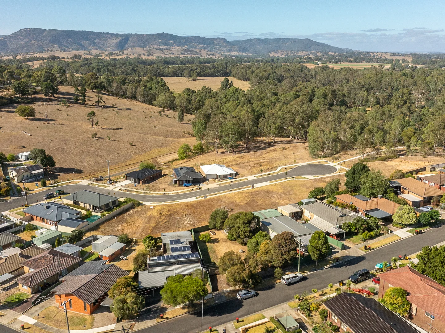 Additional image 9 of 13 Priestley Crescent, Seymour VIC 3660