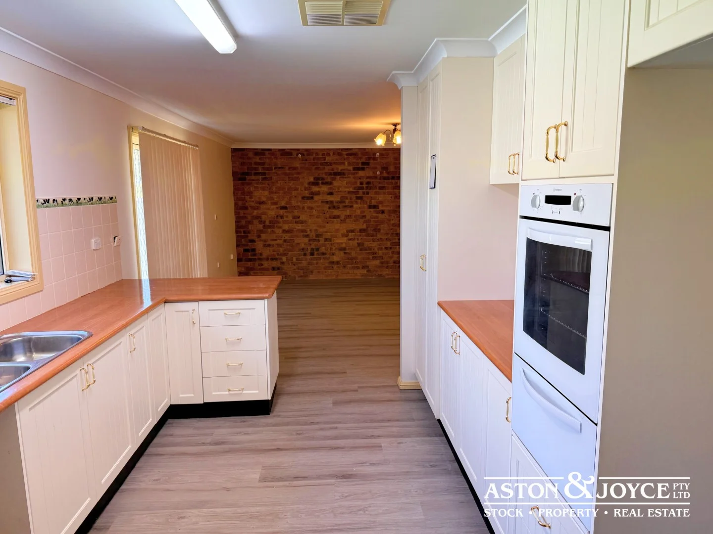 Additional image 2 of 5/26-28 Warraderry Street, Grenfell NSW 2810