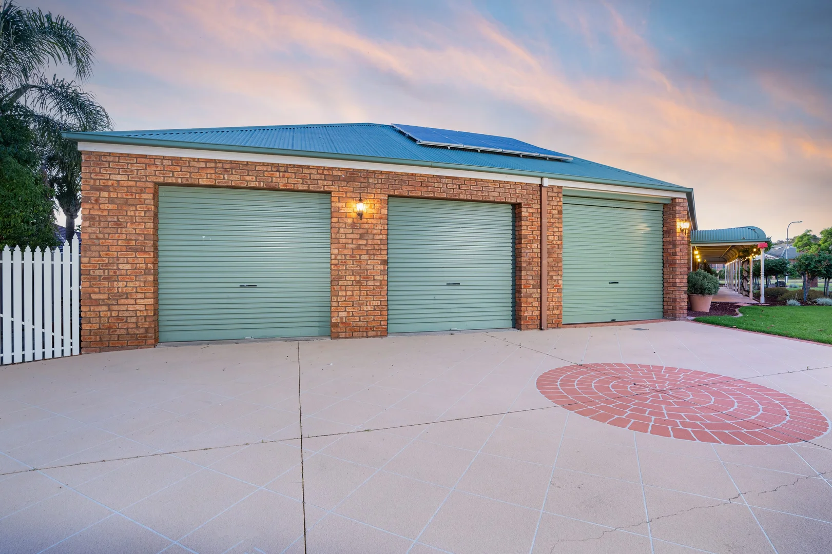 Additional image 37 of 5 Keatinge Court, Lavington NSW 2641