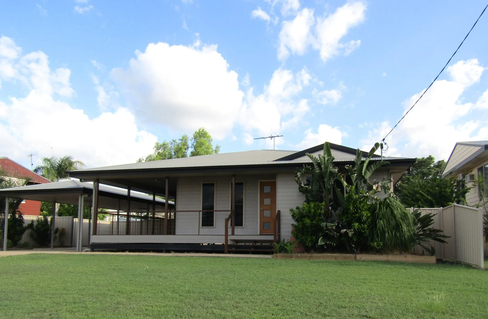 11 Blackbutt Street, Blackwater QLD 4717