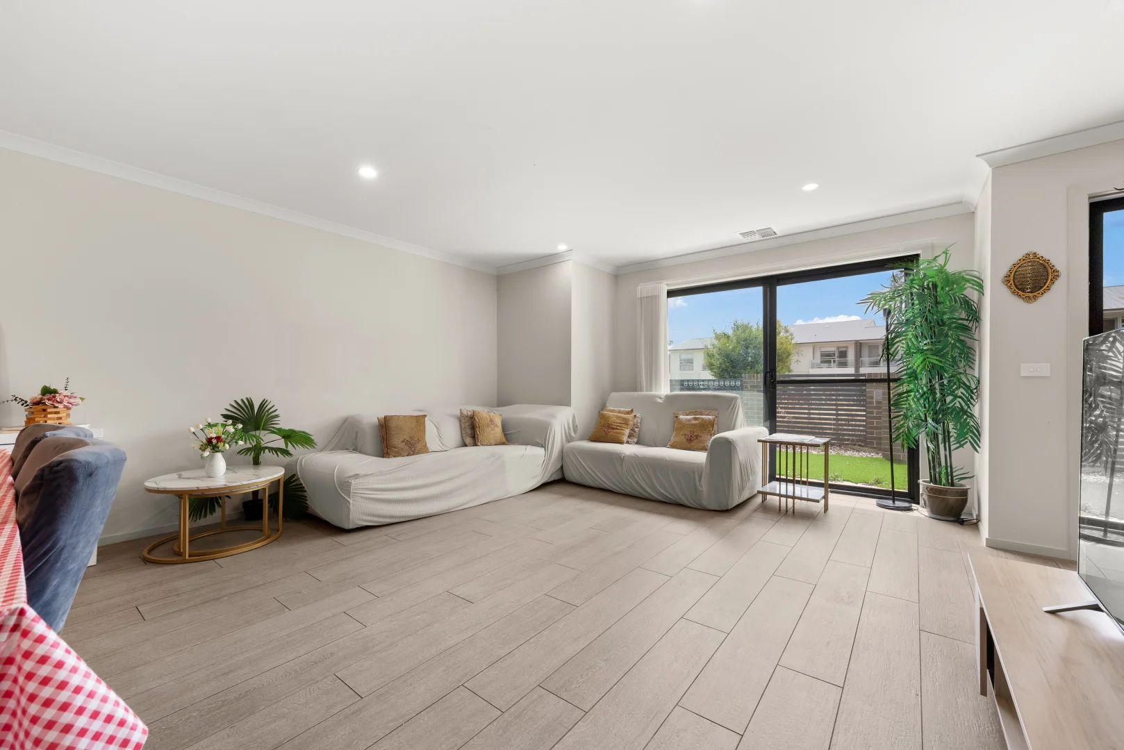 Additional image 3 of 33 Hedditch Court, Strathnairn ACT 2615