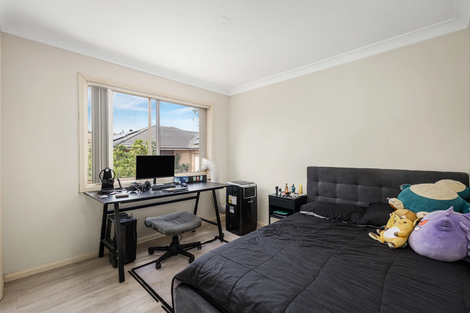 Additional image 8 of 186 James Cook Drive, Kings Langley NSW 2147