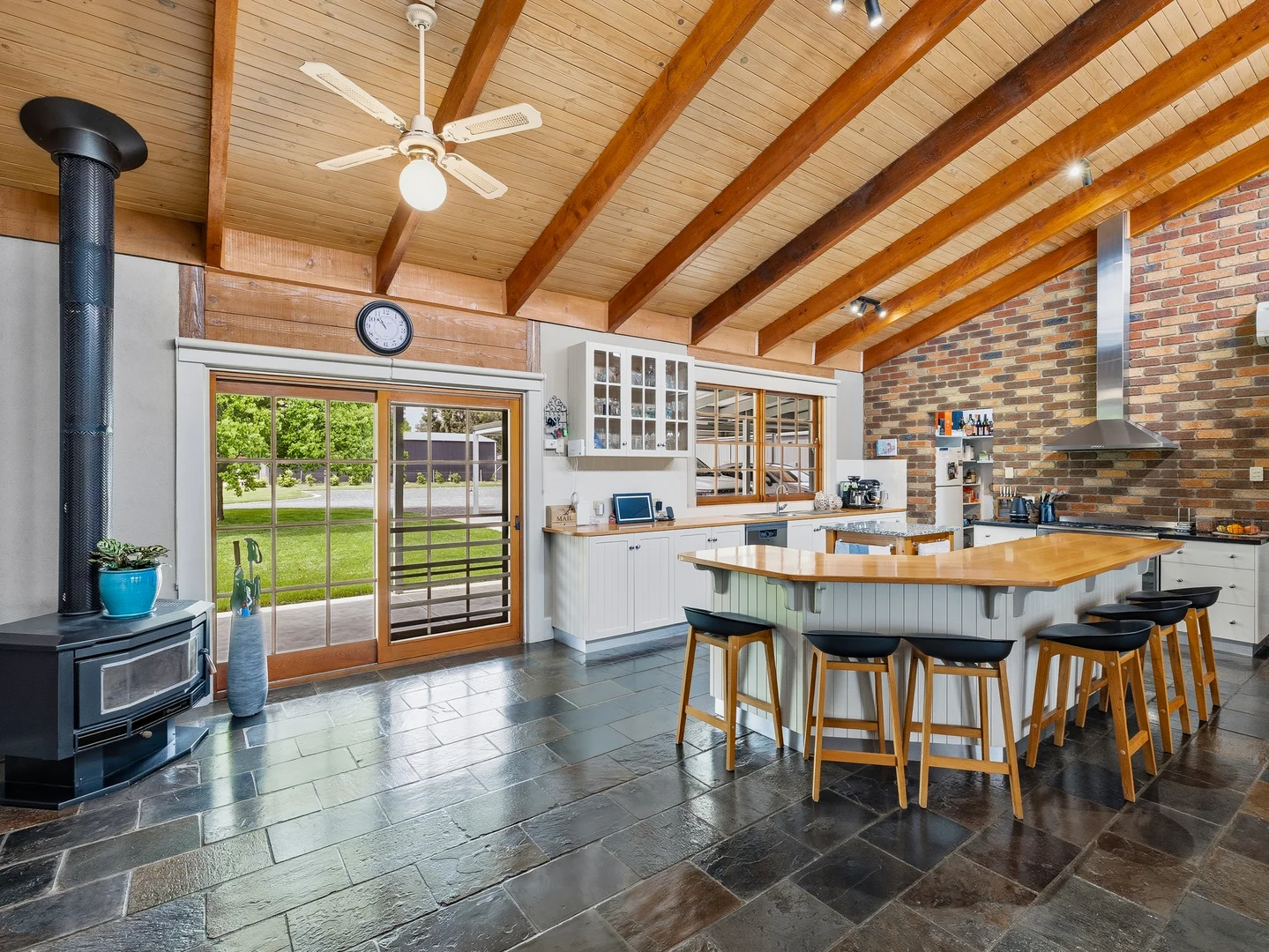 Additional image 4 of 103 Firbank Drive, Waldara VIC 3678