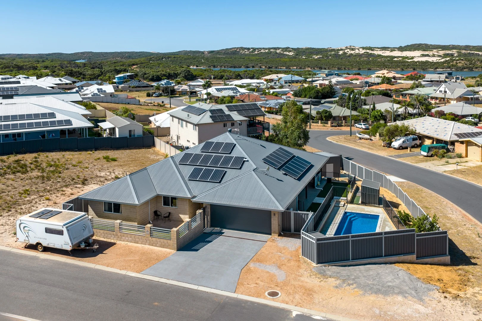2 Hampshire Drive, Cape Burney WA 6532