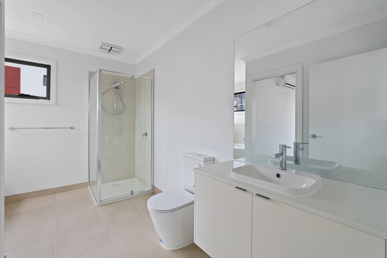 Additional image 8 of 7/10 Parkview Road, Drouin VIC 3818