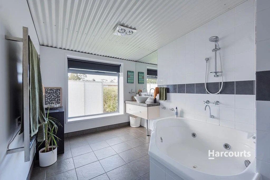 Additional image 17 of 2 Cardigan Street, Somerset TAS 7322