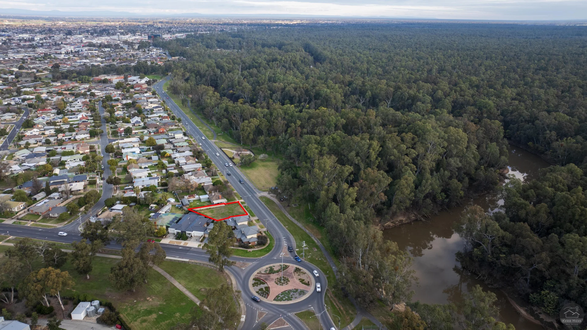 153 The Boulevard, Shepparton VIC 3630 photo 5