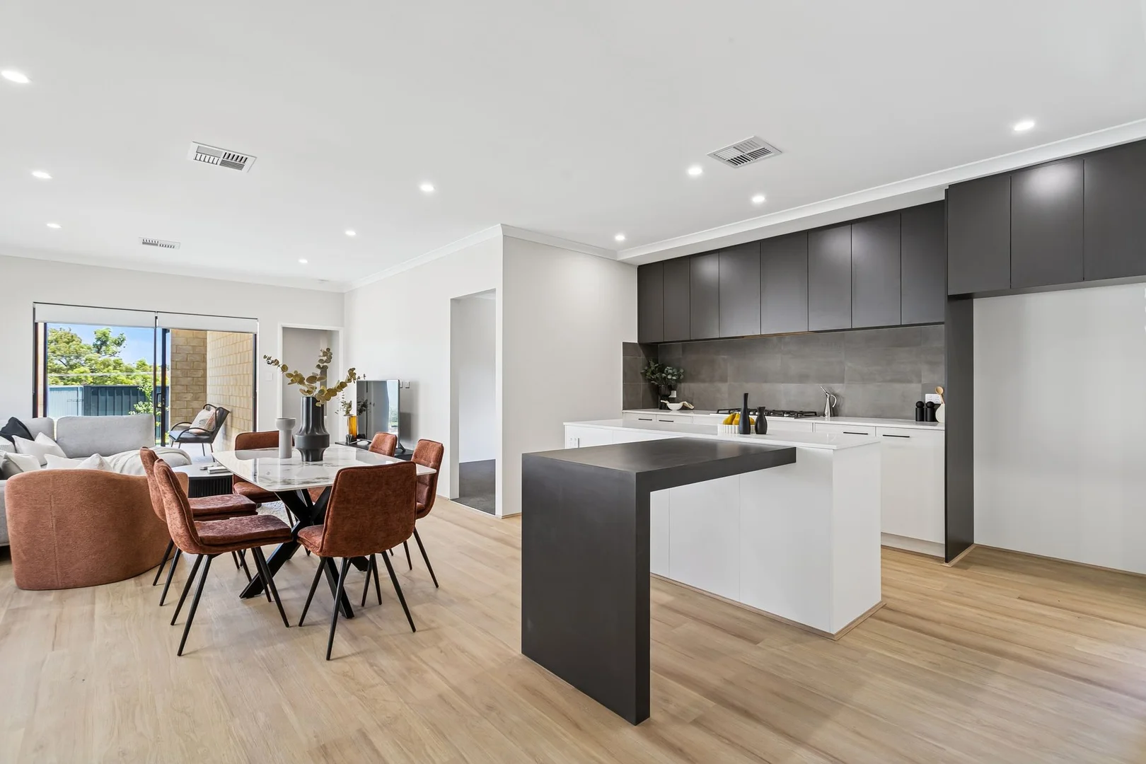 Additional image 2 of 3B Ambleside Close, Balga WA 6061