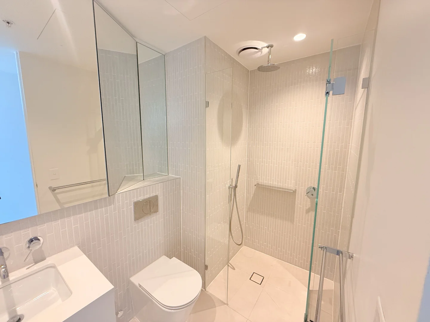 Additional image 10 of 18 Hoff Blvd, Southbank VIC 3006