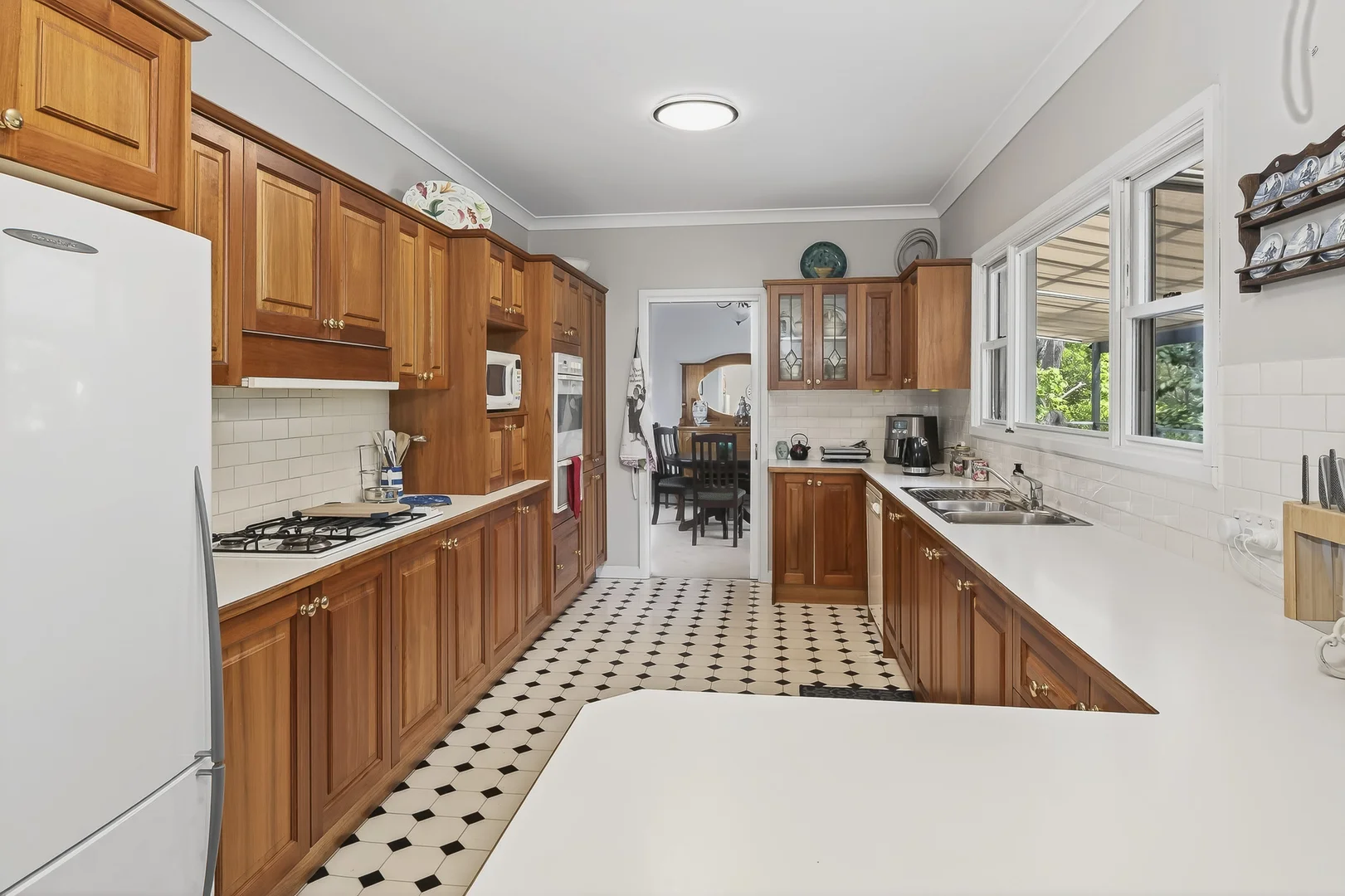 Additional image 4 of 126-128 Henderson Road, Wentworth Falls NSW 2782