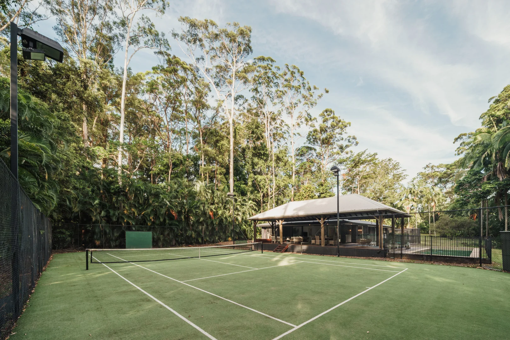 8 Firetail Court, Tanawha QLD 4556