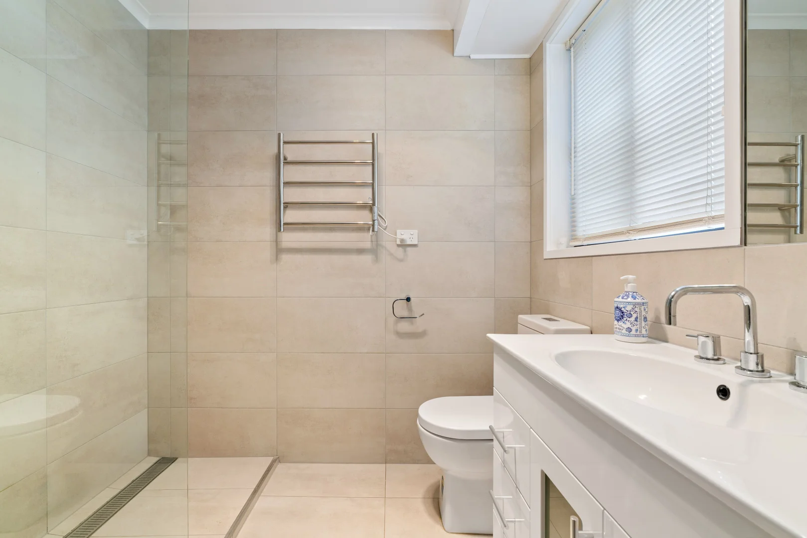 Additional image 11 of 10 Railway Road, Clyde VIC 3978