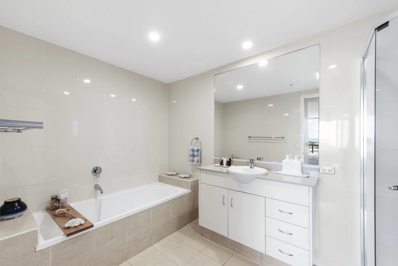 Additional image 9 of 2408/1 Como Crescent, Southport QLD 4215