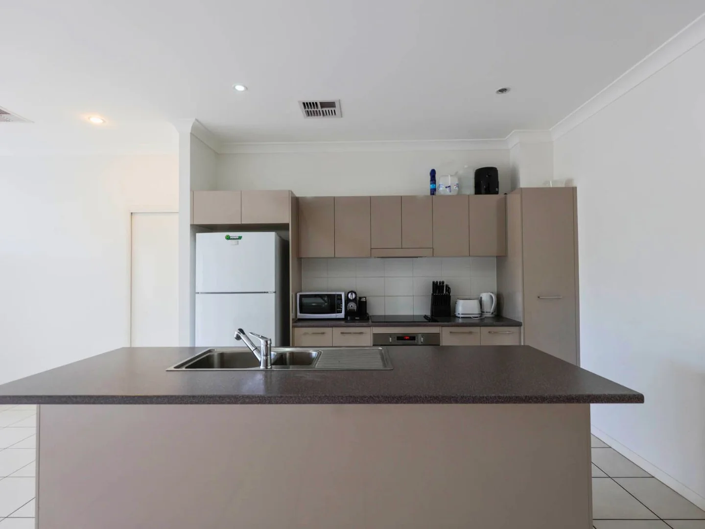 Additional image 3 of 2/5 Rose Street, Moranbah QLD 4744