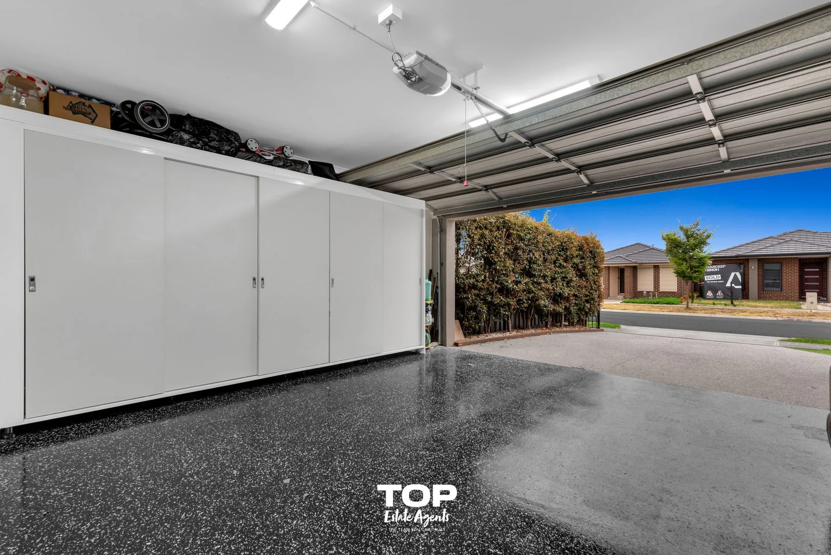 Additional image 24 of 37 Bernardins Street, Clyde North VIC 3978