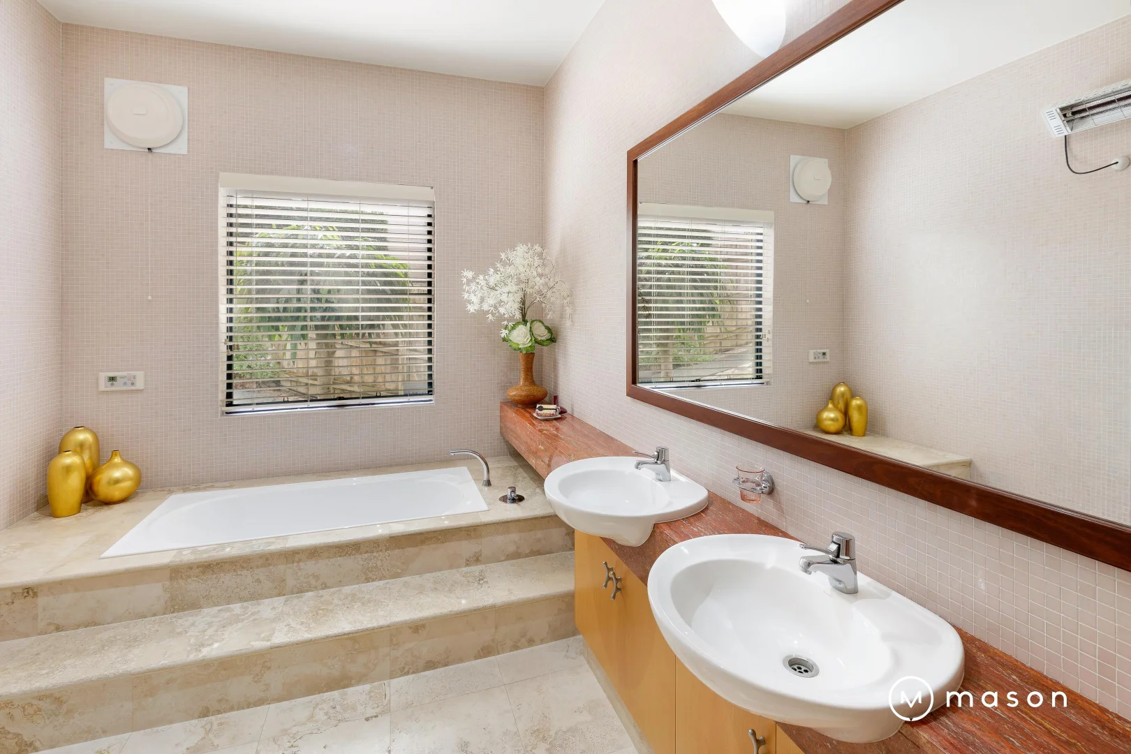 Additional image 25 of 13a Wylie Crescent, Middleton Beach WA 6330