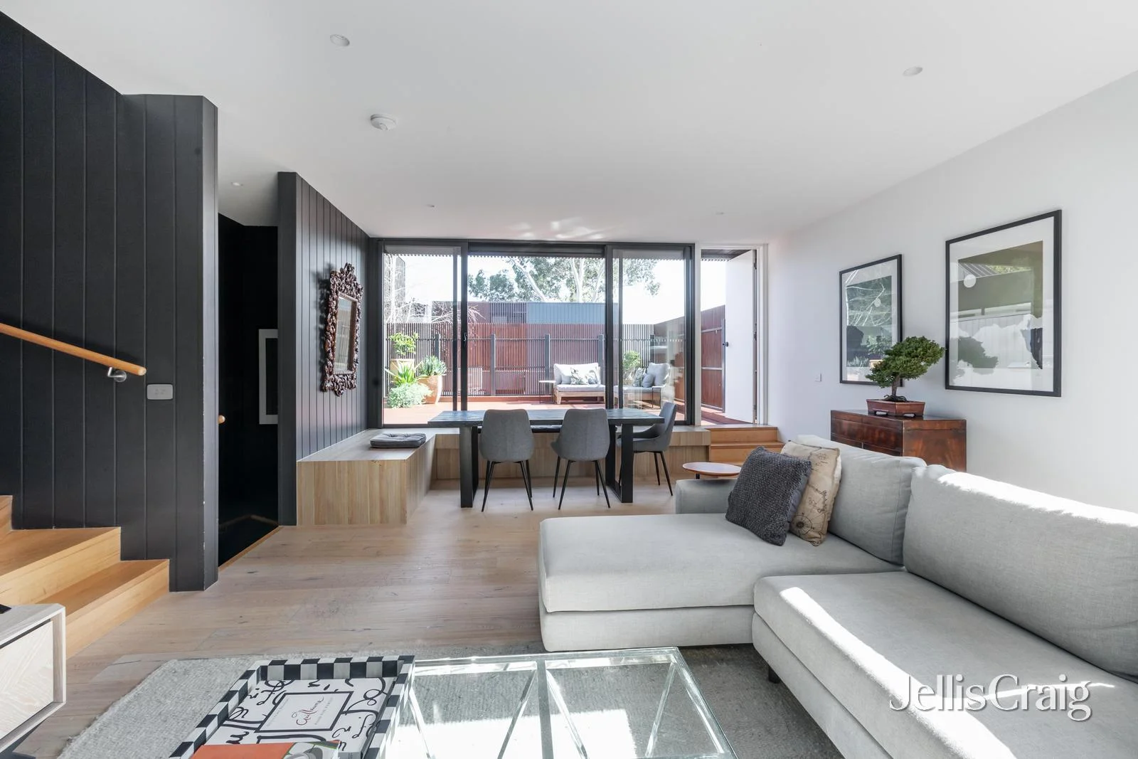 Additional image 9 of 1/427 Tooronga Road, Hawthorn East VIC 3123